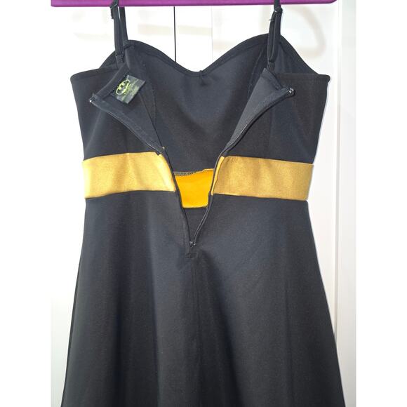 Batman Fit & Flare Dress - Size Medium - Picture 7 of 10